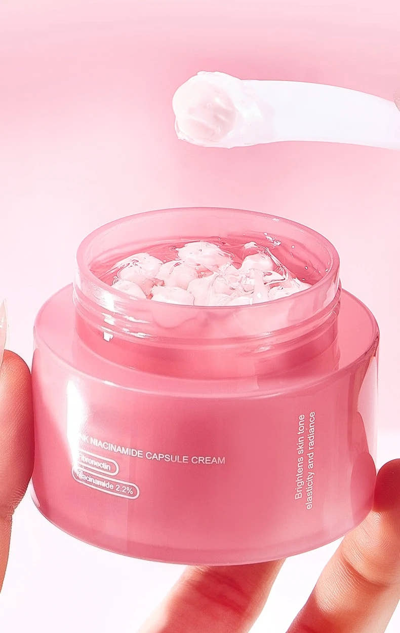 Korean Pink Collagen PDRN Capsule Cream with Niacinamide, cream texture close-up