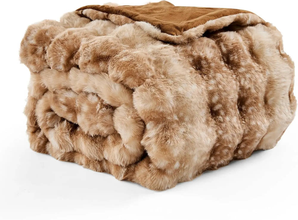 Deer Fawn Bubble Throw Blanket